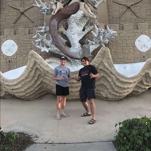 Meet your Posher, Preston